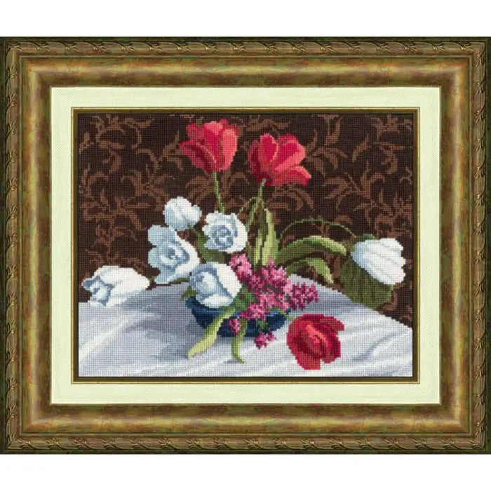 CROSS STITCH KIT - WHITE TULIPS S/M005