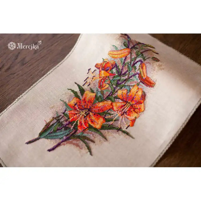Cross Stitch Kit Merejka - VINTAGE LILIES SK90A AIDA 16 CAPPUCCINO