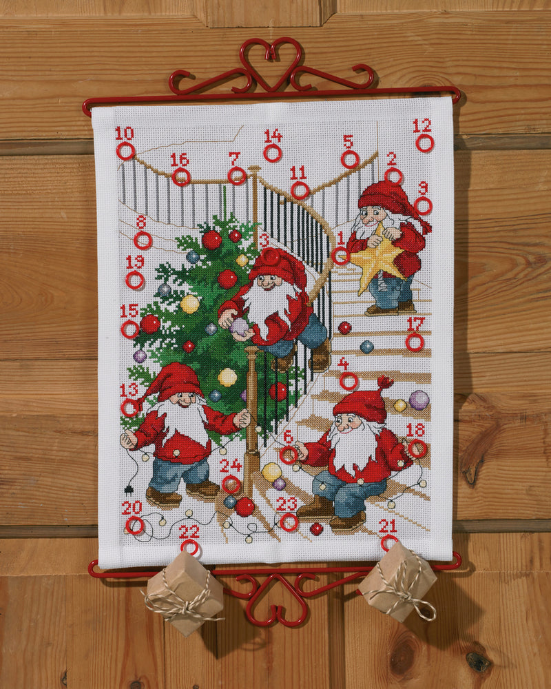 Cross Stitch Kit Permin - Elf decorating