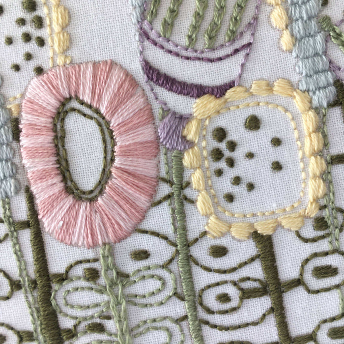 Floral Embroidery Kit: Boxed kit with hoop