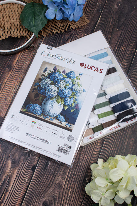 Cross Stitch Kit Luca-S - Vase with Hydrangeas, B700