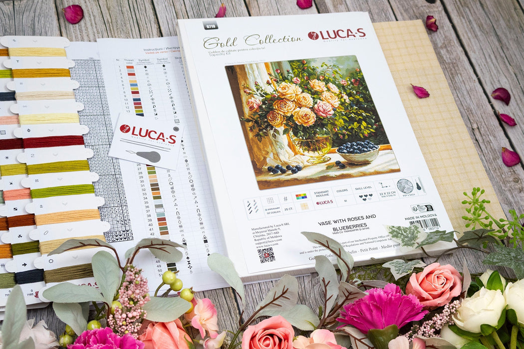 Petit Point Kit Luca-S GOLD - Vase with Roses and Blueberries, G719