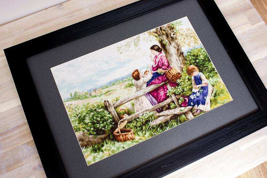 Cross Stitch Kit Luca-S - Summer Flowers, B562 Cross Stitch Kits - HobbyJobby