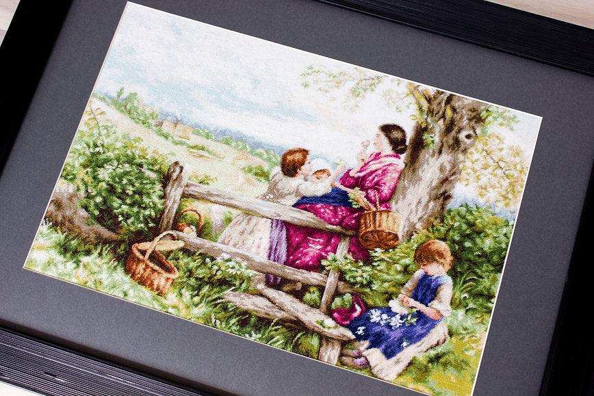 Cross Stitch Kit Luca-S - Summer Flowers, B562 Cross Stitch Kits - HobbyJobby