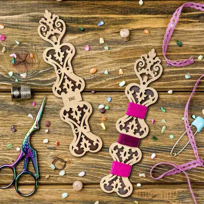 Floss Bobbins, Wooden Thread Bobbins - Thread Organizers Wonderland Crafts Floss Bobbins - HobbyJobby