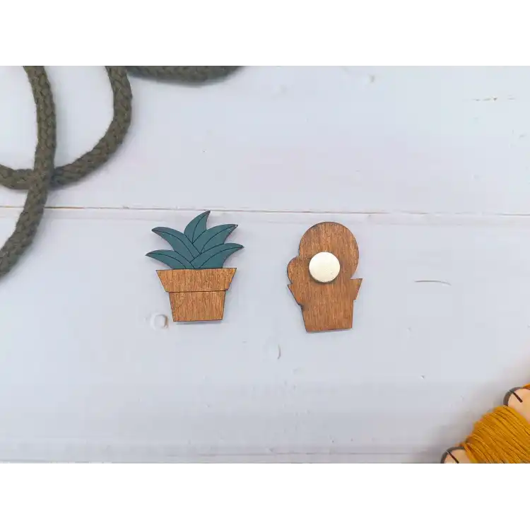 MAGNETIC NEEDLE HOLDER. SUCCULENT KF059/63