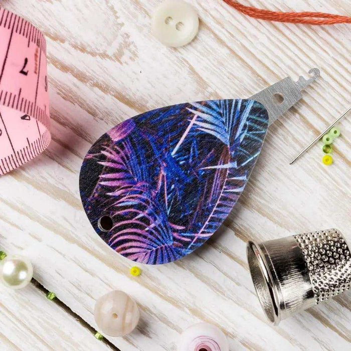 Needle Threader FLNT-020 Wonderland Crafts Needle Threaders - HobbyJobby