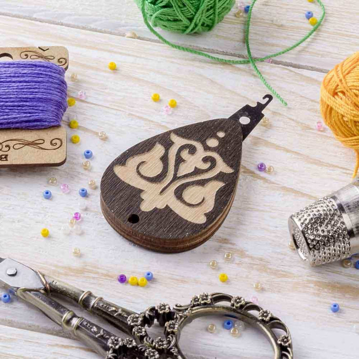 Needle Threader - Wooden Needle Threader Wonderland Crafts Needle Threaders - HobbyJobby