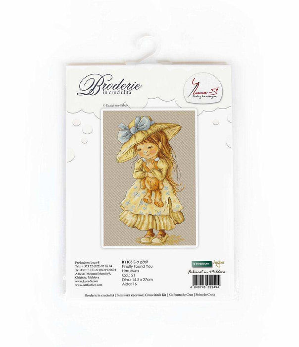 Cross Stitch Kit Luca-S - The girl with a bear, B1103 - Luca-S