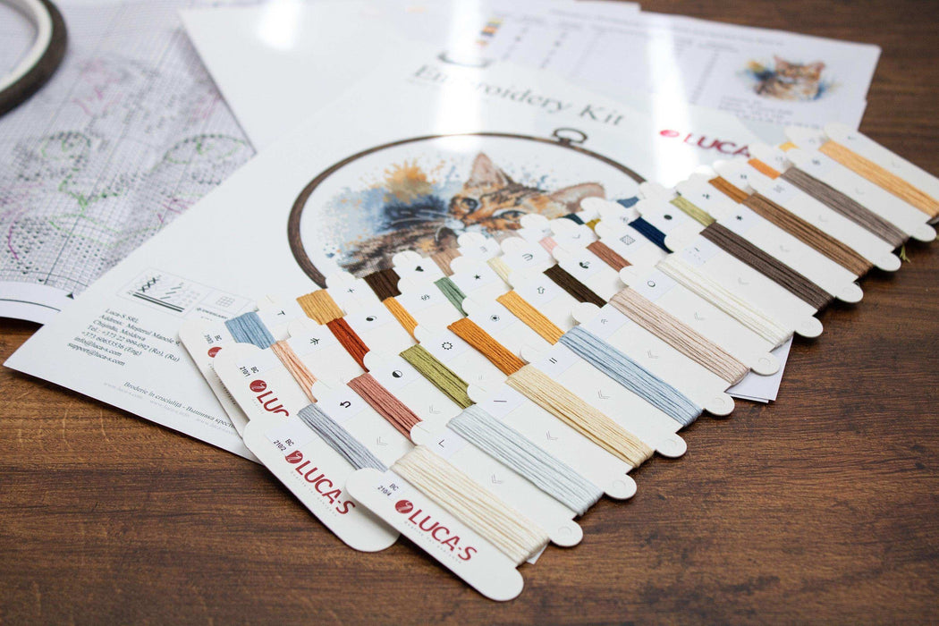 Cross Stitch Kit with Hoop Included Luca-S - BC210, The Bengal Cat Cross Stitch Kits - HobbyJobby