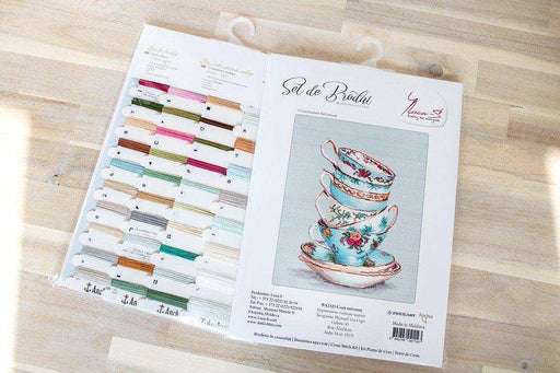 Themed Tea Cups - Turquoise - HobbyJobby